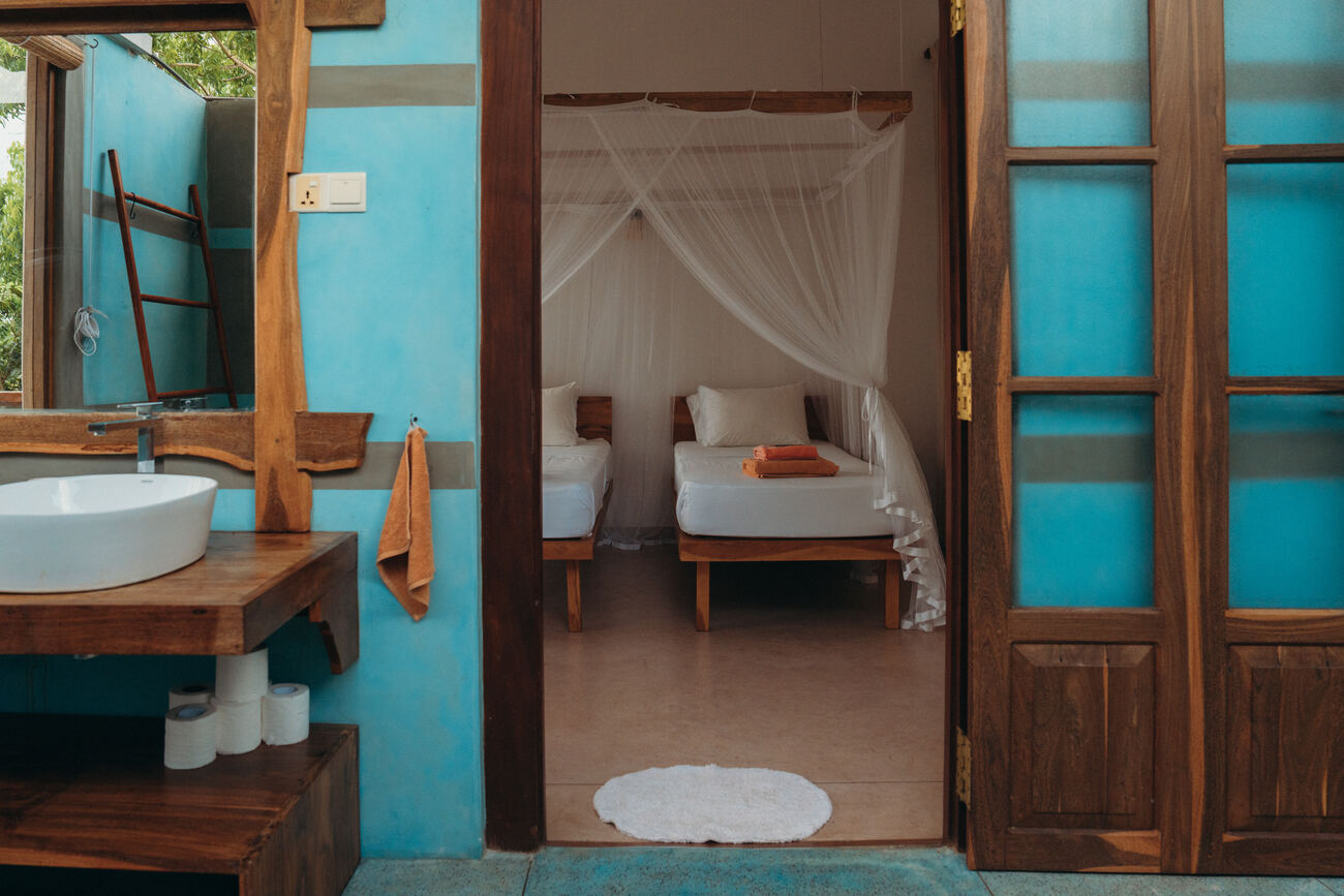 Twin-share Lake View at Lanka Yoga